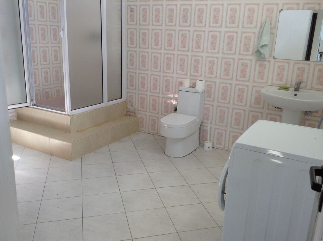 Bathroom House Trou-aux-Biches