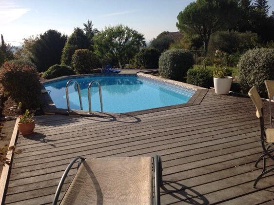 Jolie villa pour 5 pers. avec piscine et terrasse à Tourrettes
