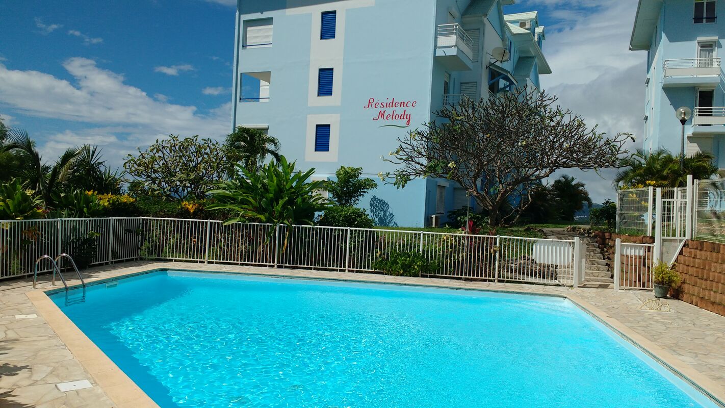 Vista sulla piscina Appartamento Sainte-Anne