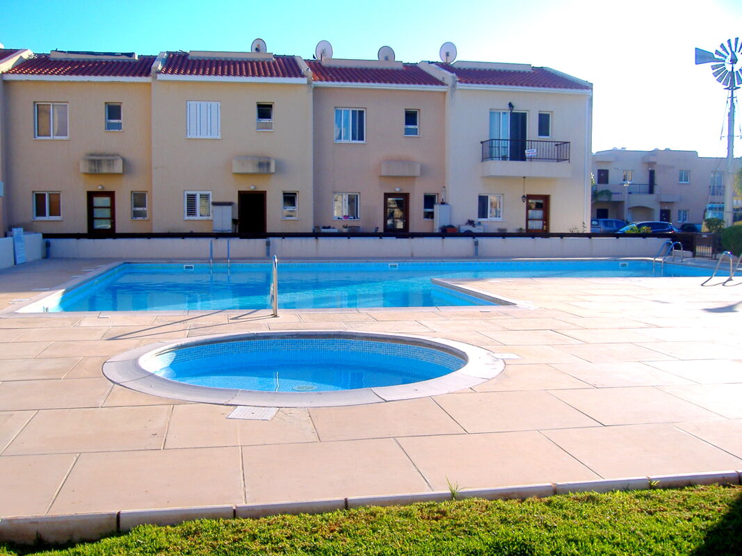 Swimming pool view Apartment Mandria