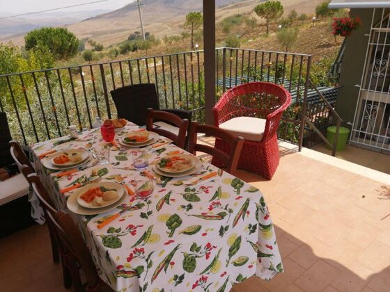 Nice appartement for 4 ppl. with terrace at Lercara Friddi