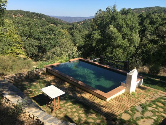 Maison spacieuse pour 6 pers. avec piscine et terrasse à Aracena