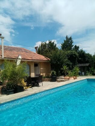 Appartement pour 3 pers. avec piscine partagée et jardin à Sorgues