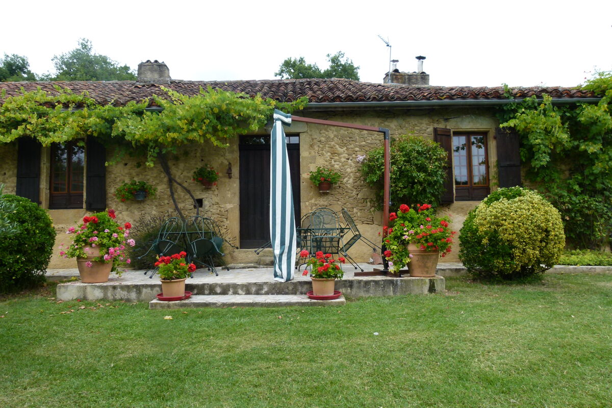 Facciata Villa Ornézan