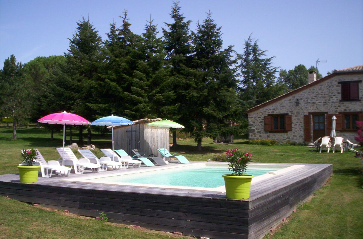 Poolblick Ferienhaus Saint-Cirq