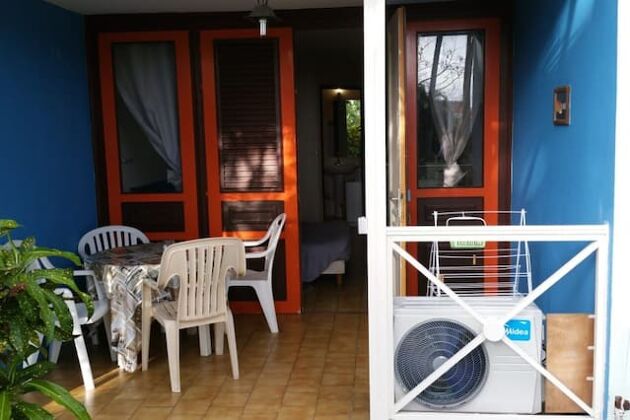 Studio 2 km away from the beach for 2 ppl. with terrace at Sainte-Anne