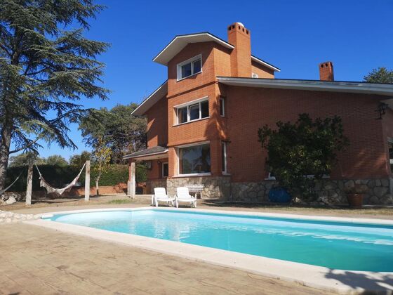 Appartement for 4 ppl. with shared pool at Villaviciosa de Odón