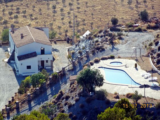 Villa for 16 ppl. with swimming-pool, terrace and balcony at Taberno 
