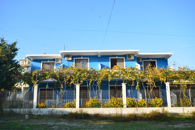 Hübsche Wohnung für 5 Pers. mit Balkon in Velipojë