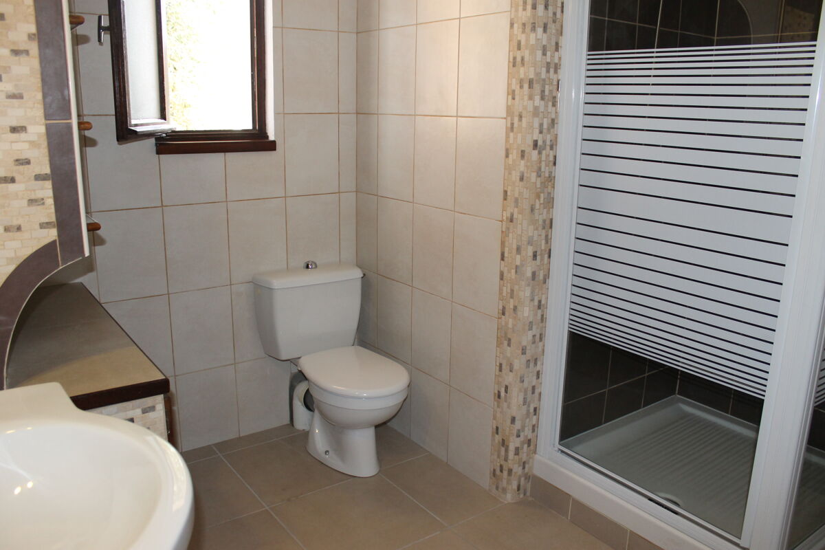 Bathroom Apartment Sorbo-Ocagnano