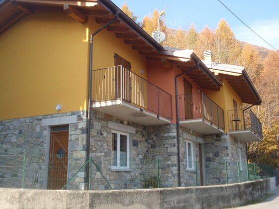 Außergewöhnliche Wohnung für 4 Pers. mit Terrasse in Livo