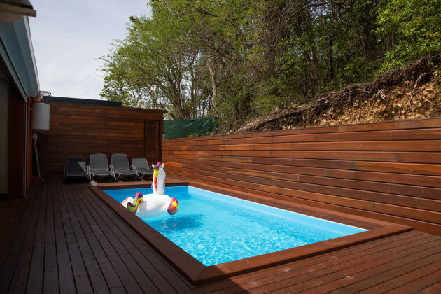 Villa a 5 km de la playa para 6 pers. con piscina, sauna, spa y jardín