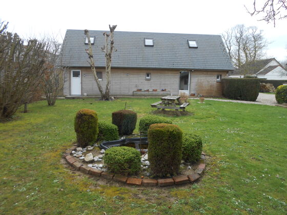 Beautiful house for 4 ppl. with garden at Gruchet-Saint-Siméon