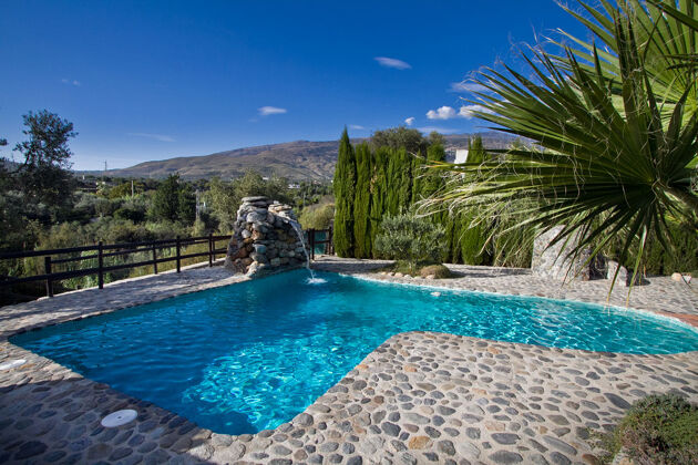 Villa for 6 ppl. with swimming-pool, garden and terrace at Órgiva
