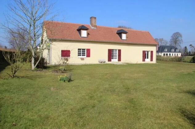 Amazing house 15 km away from the beach for 5 ppl. at Tours-en-Vimeu