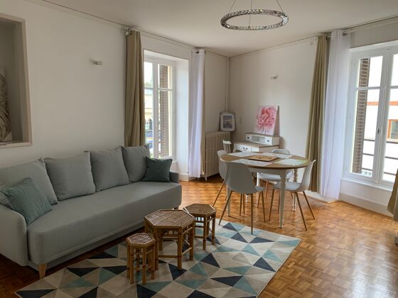 Bonito apartamento para 3 pers. en Néris-les-Bains