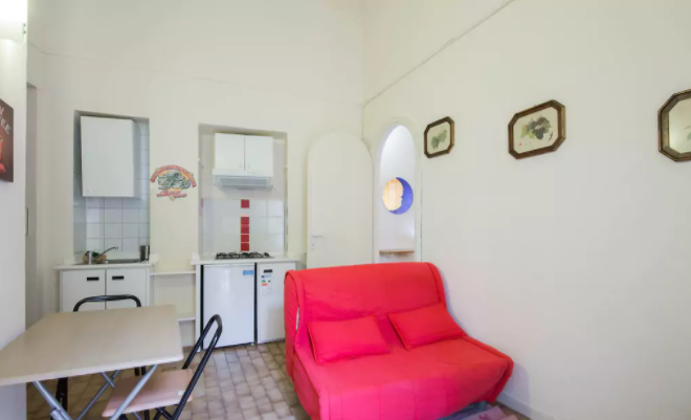 Hübsche Wohnung für 3 Pers. mit Balkon in Asti