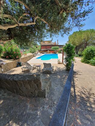 Hübsche Wohnung für 5 Pers. mit Schwimmbad und Garten in Pergusa