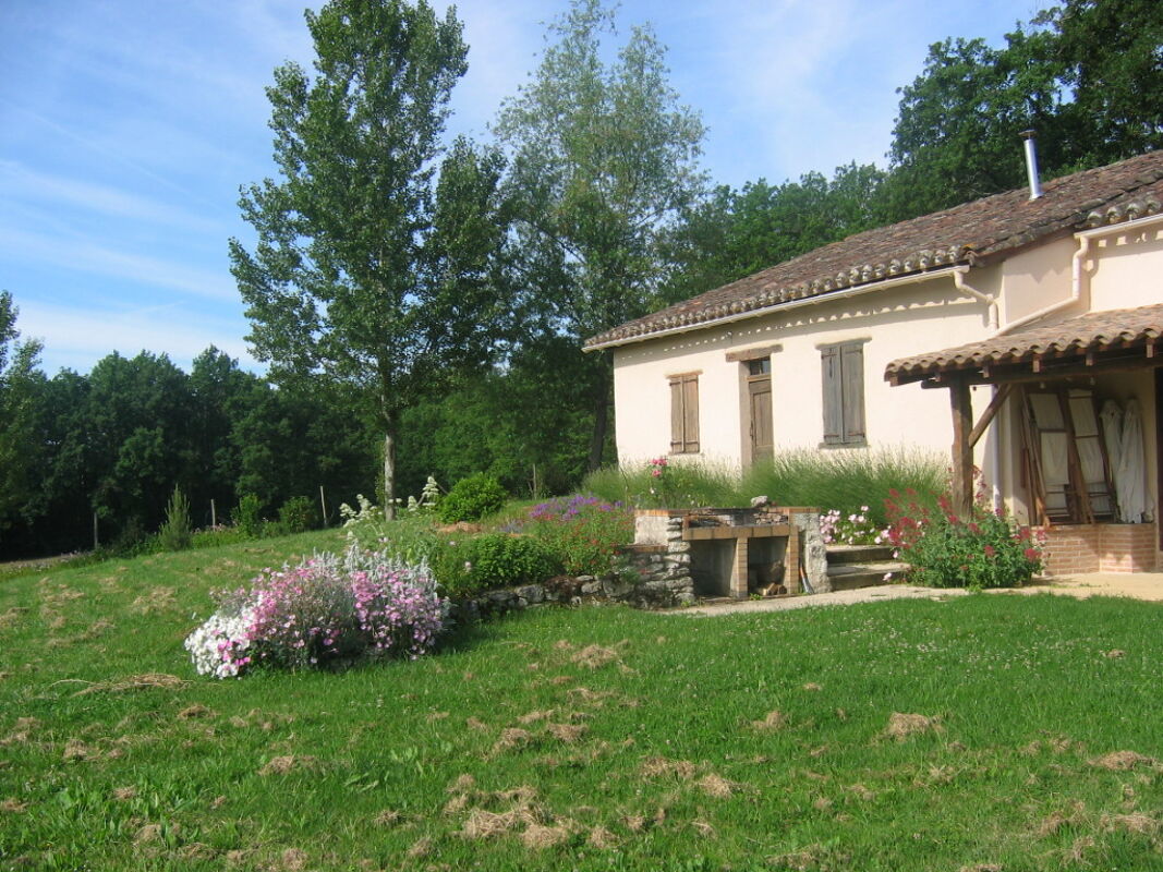 Front view Villa Castelnau-Montratier-Sainte-Alauzie