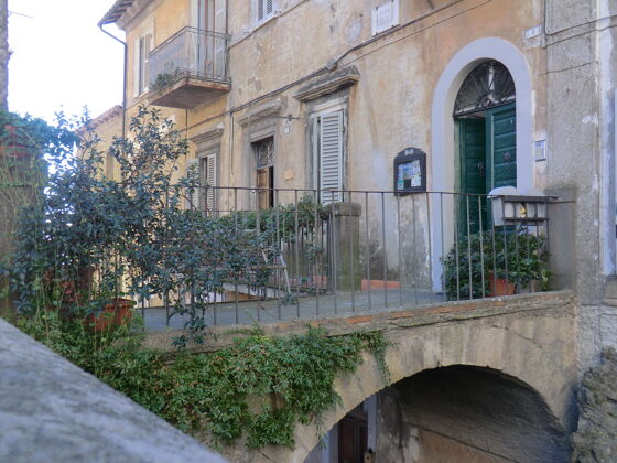 Splendido appartamento per 3 pers. con balcone a Caprarola