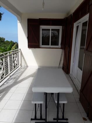 House for 8 ppl. with sea view and terrace at Vieux-Habitants