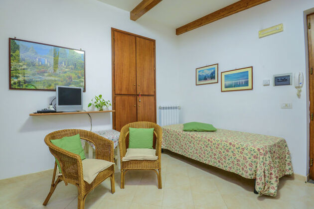 Appartement à 1 km de la plage pour 3 pers. avec terrasse à Sorrento