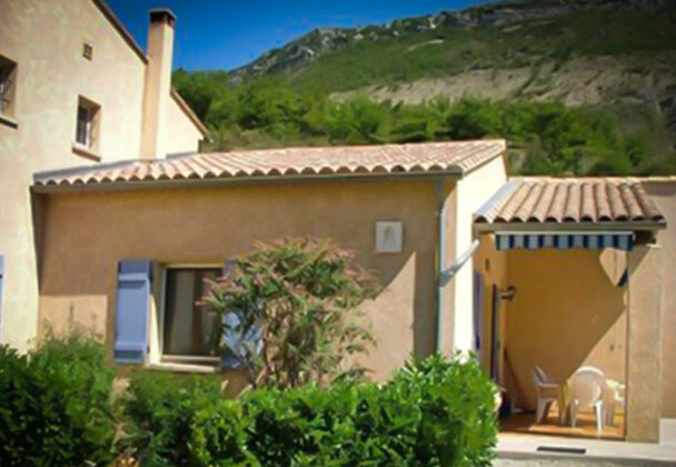 Casa para 6 pers. con piscina compartida en La Roche-sur-le-Buis