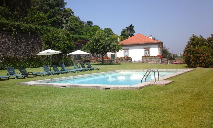 Große Villa für 12 Pers. mit Schwimmbad und Terrasse in Santo Tirso
