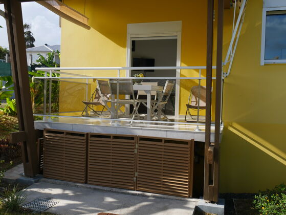 Joli bungalow pour 4 pers. avec jardin et terrasse à Sainte-Anne
