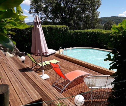 Maison pour 8 pers. avec piscine, jardin et terrasse à Pierrefiche