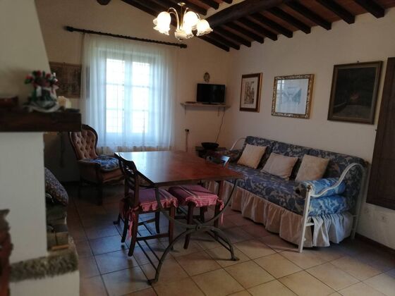 Hübsche Wohnung für 2 Pers. mit Terrasse in Provincia di Siena