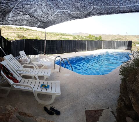 Amazing house for 12 ppl. with swimming-pool and garden at Vélez-Rubio