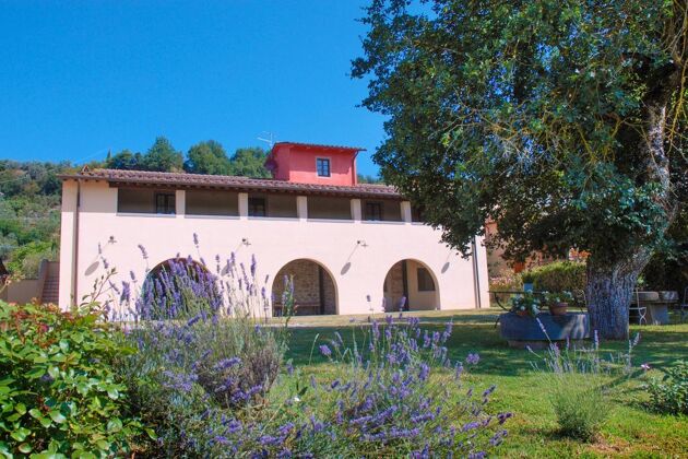 Appartamento per 7 pers. con giardino a Terranuova Bracciolini, Arezzo