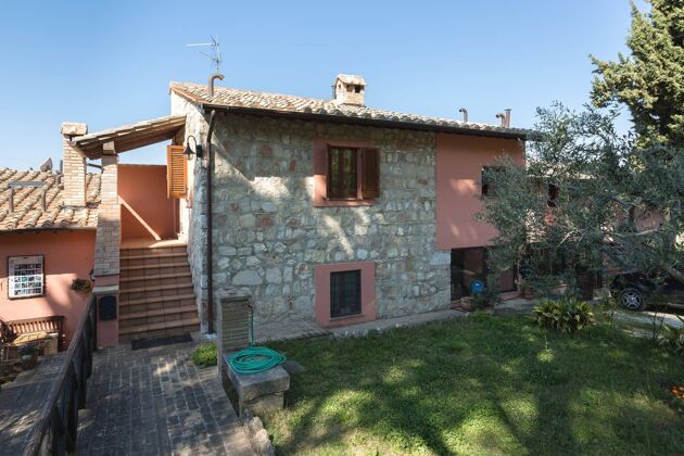 Schönes Haus für 4 Pers. mit Garten und Balkon in San Vitale