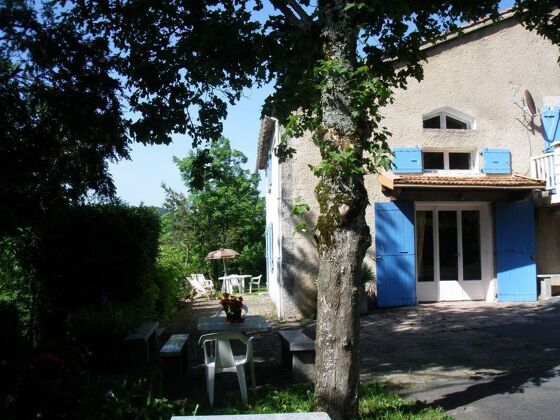 Beautiful house for 5 ppl. with garden and terrace at Lacrouzette