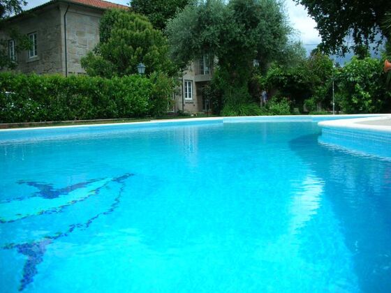Große Villa für 10 Pers. mit Schwimmbad, jacuzzi und Garten in Pedraça
