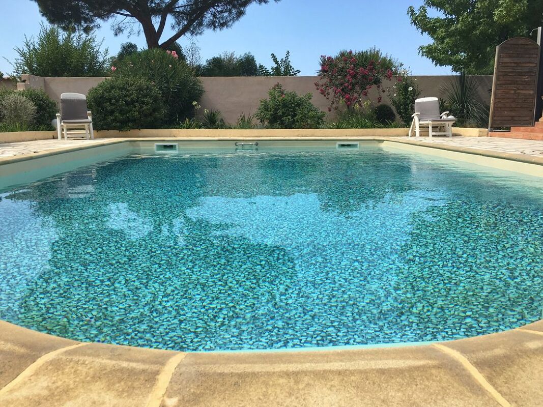 Vue sur piscine Villa Montegrosso