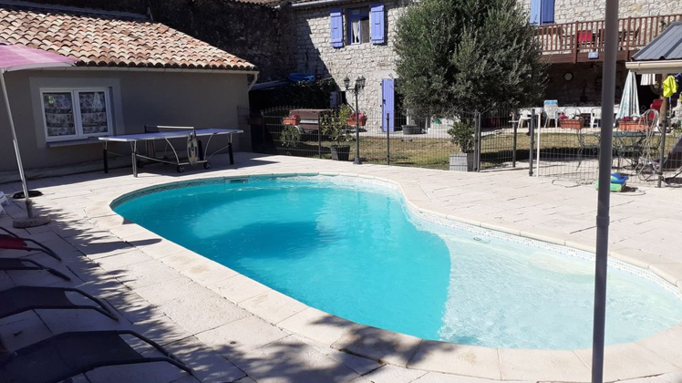 Grande villa para 16 pers. con piscina, jardín y terraza en Chandolas