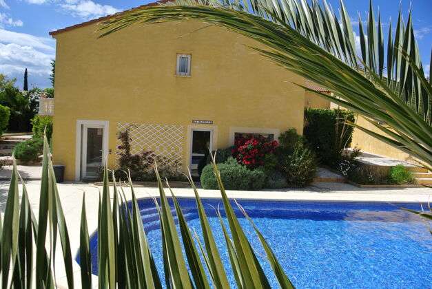 Amazing villa 500 m away from the beach for 12 ppl. with swimming-pool