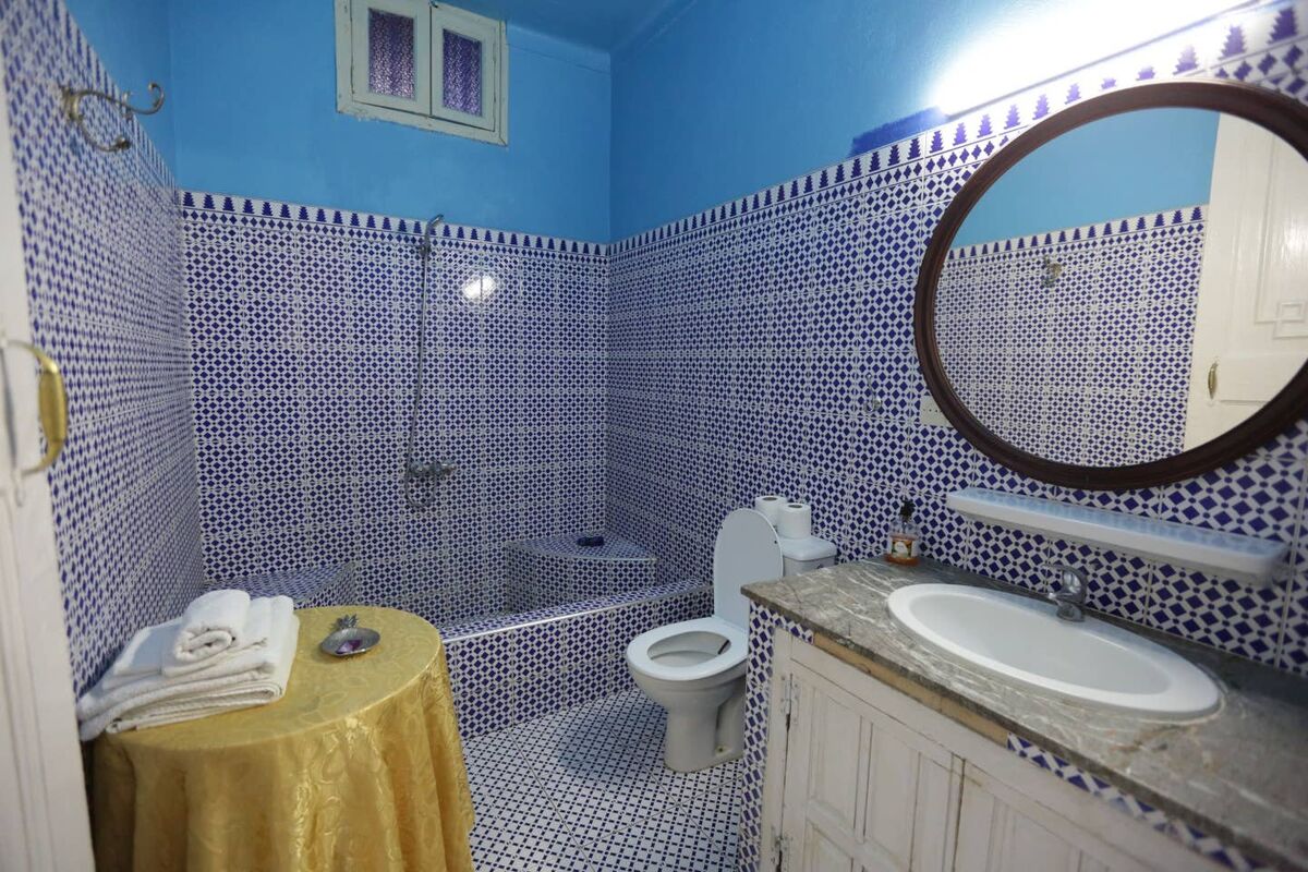 Bathroom Apartment Fes