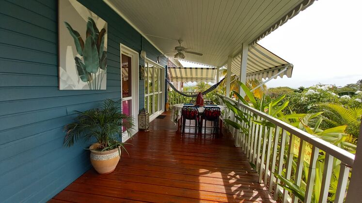 100 m away from the beach! Amazing bungalow for 4 ppl. at Bouillante