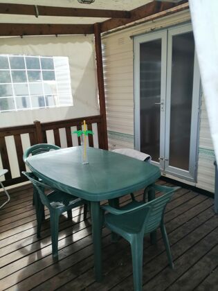 Bungalow 1 km away from the beach for 6 ppl. at Saint-Pierre-d'Oléron