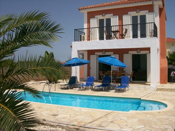 Villa à 1 km de la plage pour 4 pers. avec piscine à Zakinthos