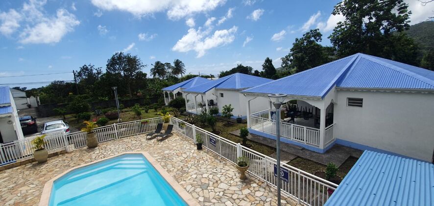 Bello bungalow per 4 pers. con accesso piscina a Capesterre-Belle-Eau
