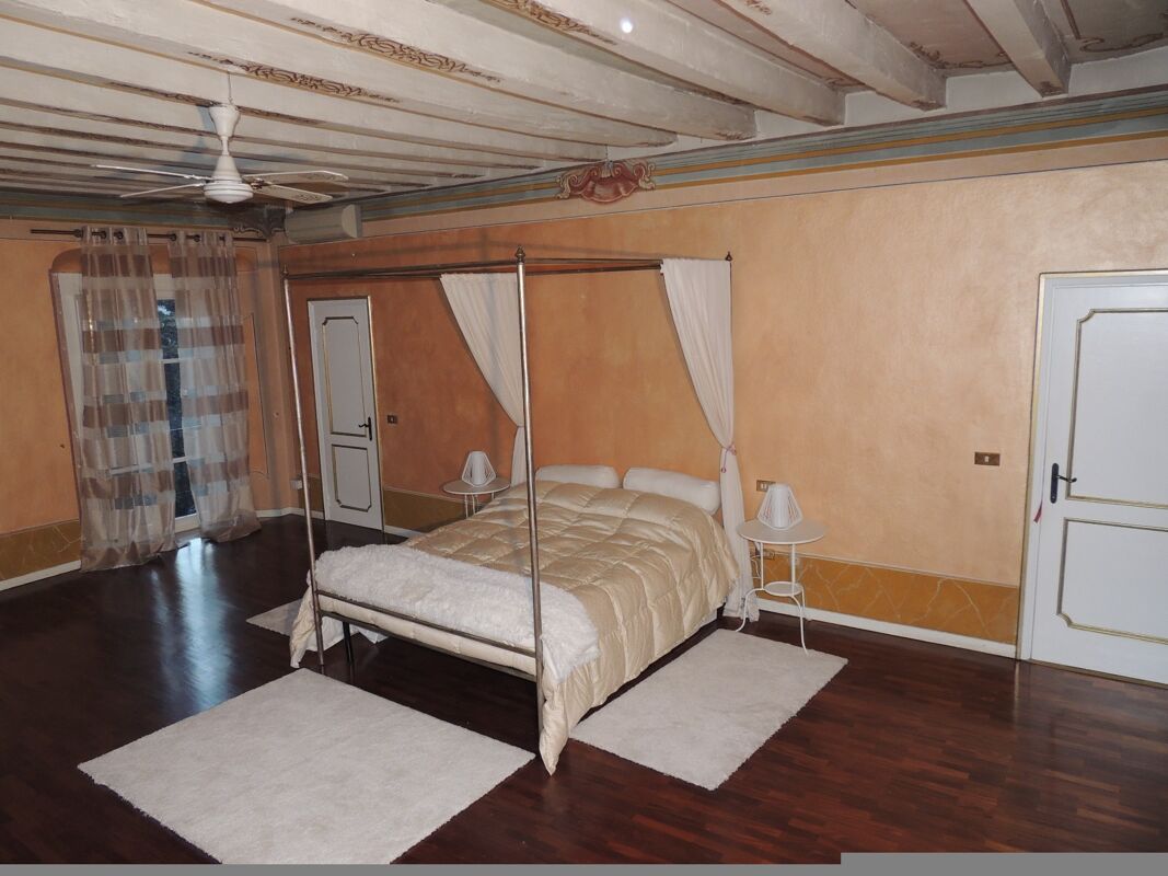 Camera da letto Appartamento Brescia