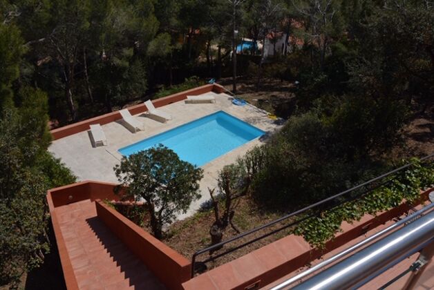 Villa a 3 km de la playa para 10 pers. con piscina y jardín en Tamariu