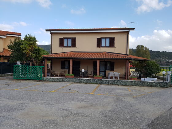 200 m away from the beach! Appartement for 4 ppl. at Pizzo Calabro