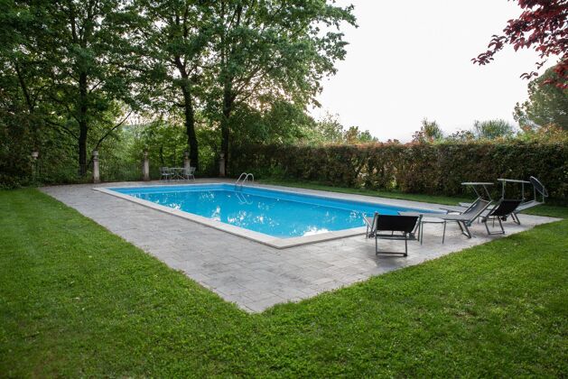 Große Villa für 9 Pers. mit Schwimmbad in Alvignano