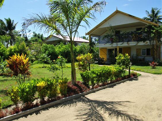 200 m away from the beach! Villa for 8 ppl. at Foulpointe Madagascar
