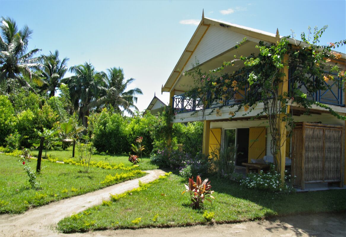 Vista frontal Villa Mahavelona
